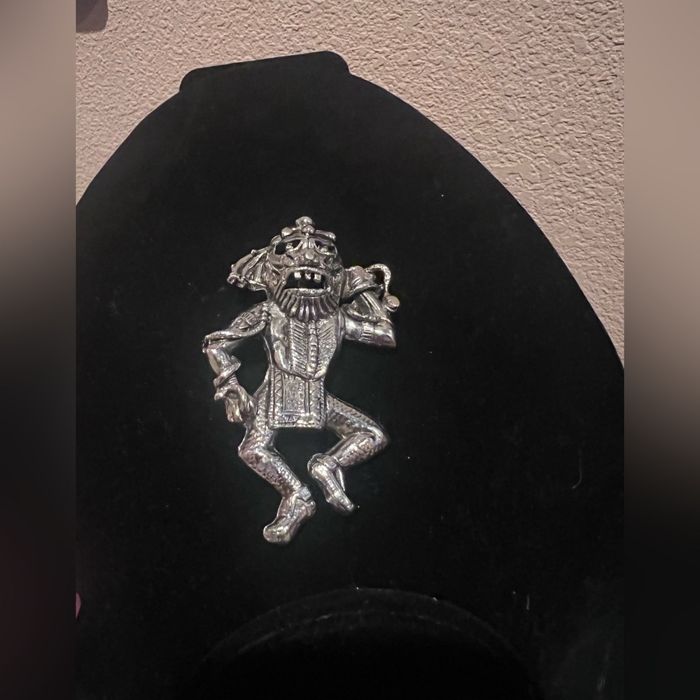 Warriorbrooch